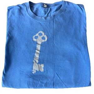 SEA NY MEN RARE GRAPHIC ROYAL BLUE SILVER KEY T SHIRT VINTAGE L/XL Y2K SLIM FIT